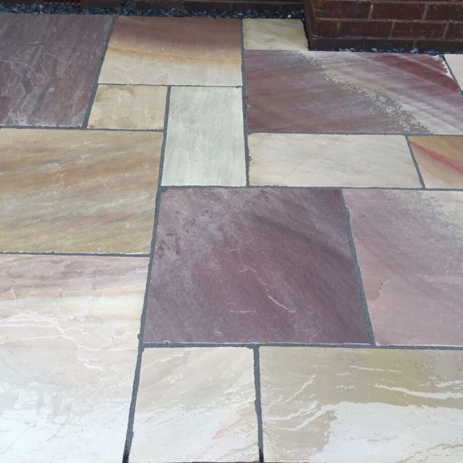 Paving Superstore_Riven Sandstone 'Select Range' RaveenaPAVING SLABS