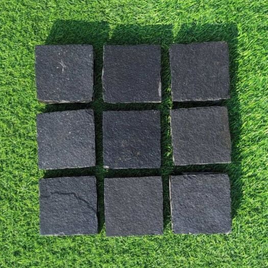 Paving Superstore _ Riven Limestone 'Primary Range' Kota Black - SETTS