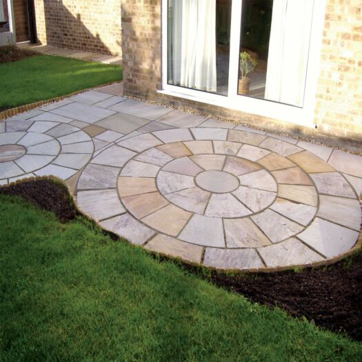 Natural Paving_Riven Sandstone 'Classicstone' Heather-PAVING CIRCLE FEATURE KITS