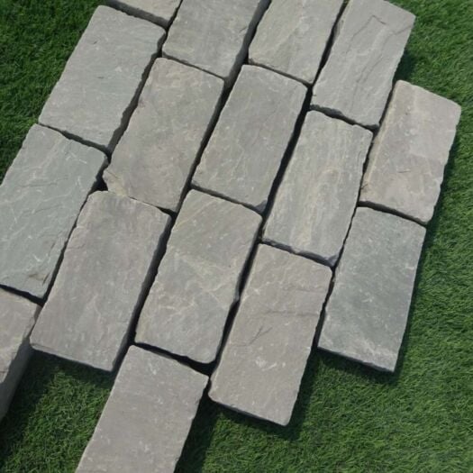 Paving Superstore _ Tumbled Sandstone 'Primary Range' Kandla Grey - SETTS