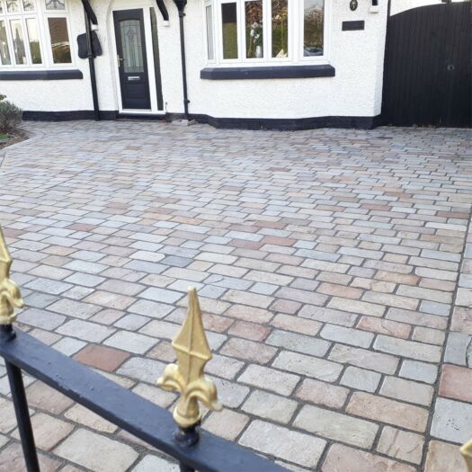 Paving Superstore _ Antique Sandstone 'Select Range' Autumn Mix - BLOCK PAVING