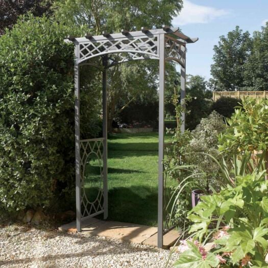 Rowlinson _ Wrenbury Metal Arch