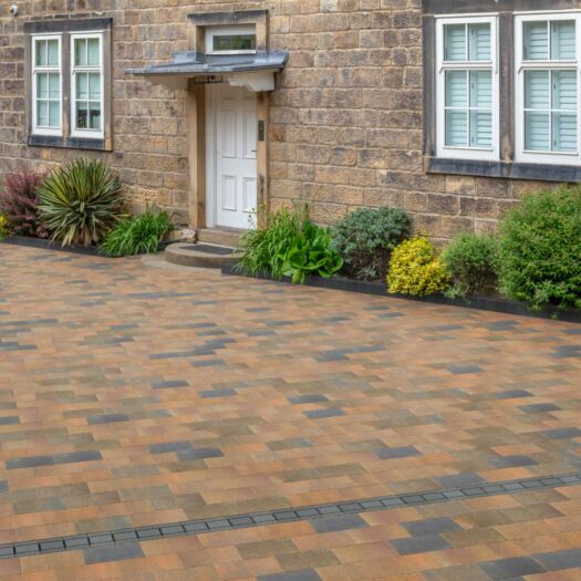 Stonemarket Paving_Concrete 'Avenu' Burnt Ochre-BLOCK PAVING