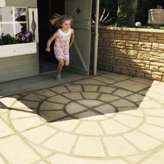 Bowland Stone_Concrete 'Cathedral' Barley-PAVING CIRCLE FEATURE KITS