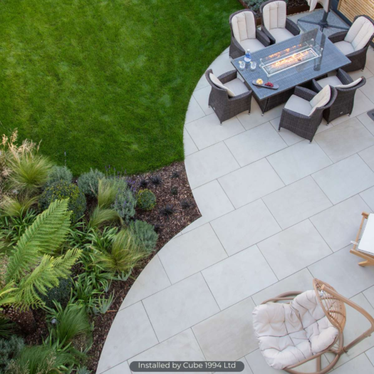 London Stone _ Sawn Sandstone Beige - PAVING SLABS