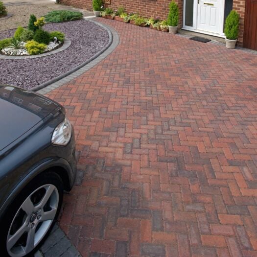 Marshalls Paving_Concrete 'Driveline Priora Permeable' Brindle-BLOCK PAVING