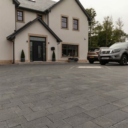 Marshalls Paving _ Concrete 'Drivesett Savanna' Charcoal - BLOCK PAVING