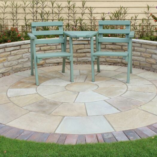 Natural Paving _ Riven Sandstone 'Classicstone' Golden Fossil - PAVING CIRCLE FEATURE KITS