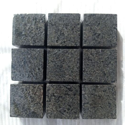 Paving Superstore _ Granite 'Element Range' Black - SETTS