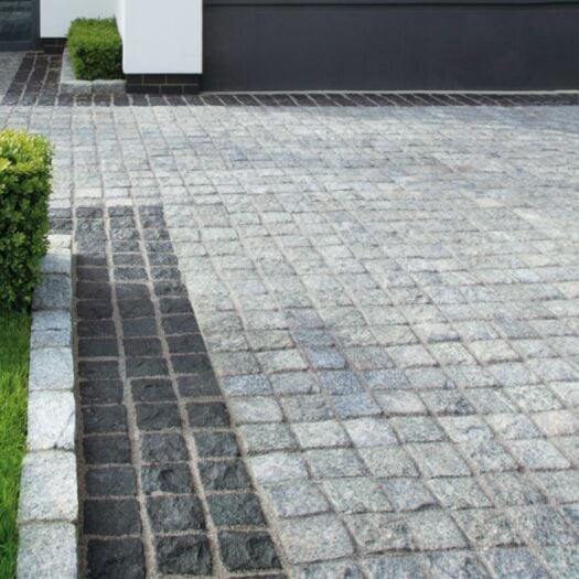 Stonemarket Paving _ Granite Silver - SETTS