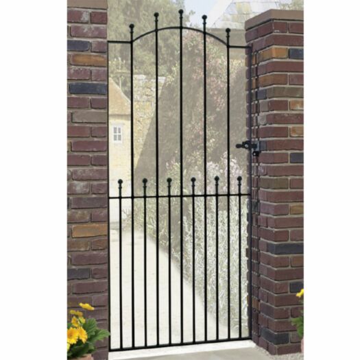 Burbage_Manor Tall Bow Single-Gate