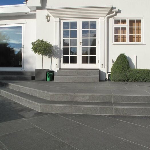 Paving Superstore Pro Range _ Granite Basalt Indian Black-PAVING SLABS