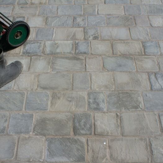 Strata Paving _ Antique Sandstone Grey-PAVESETTS