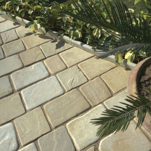 Strata Paving_Antique Sandstone Mint-PAVESETTS