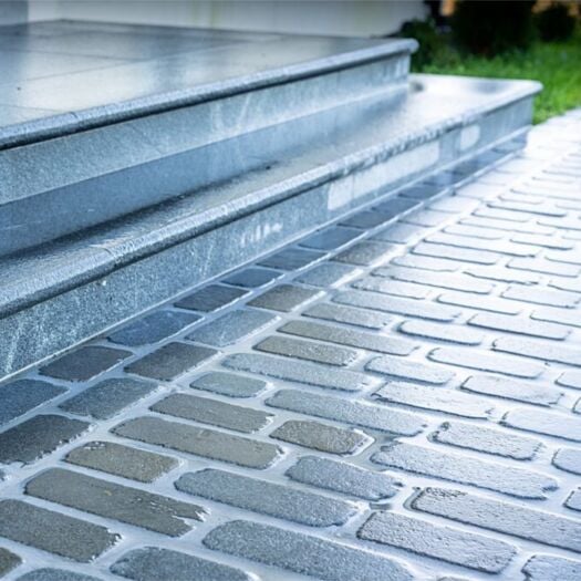 Paving Superstore Pro Range _ Granite 'Temple' Blue Grey - TUMBLED SETTS