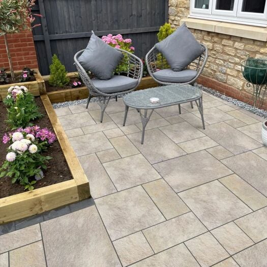 Paving Superstore _ Tumbled Limestone 'Ideal Range' Yellow Limestone - PAVING SLABS