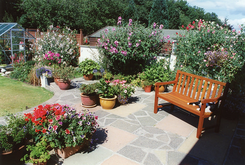 Creating Different Zones in your Garden