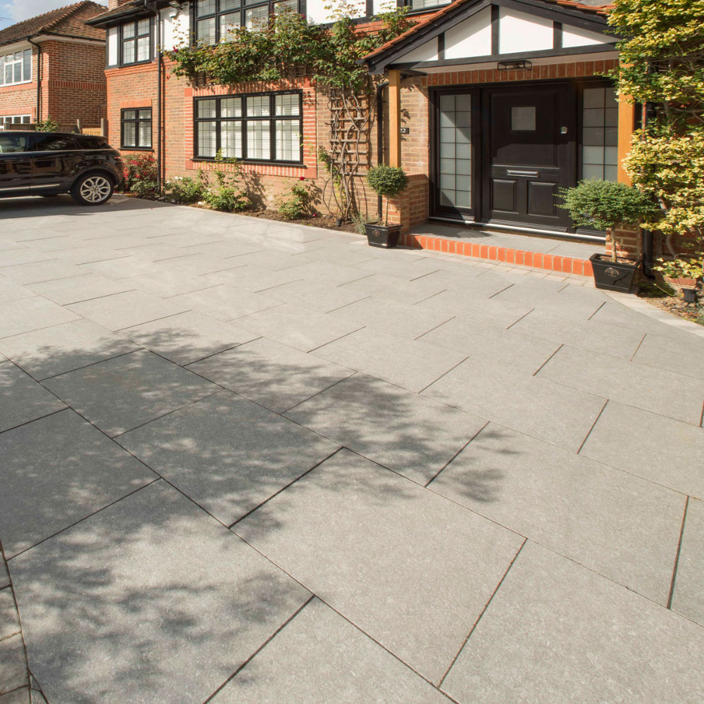 Top Tips for Creating a Driveway with Kerb Appeal