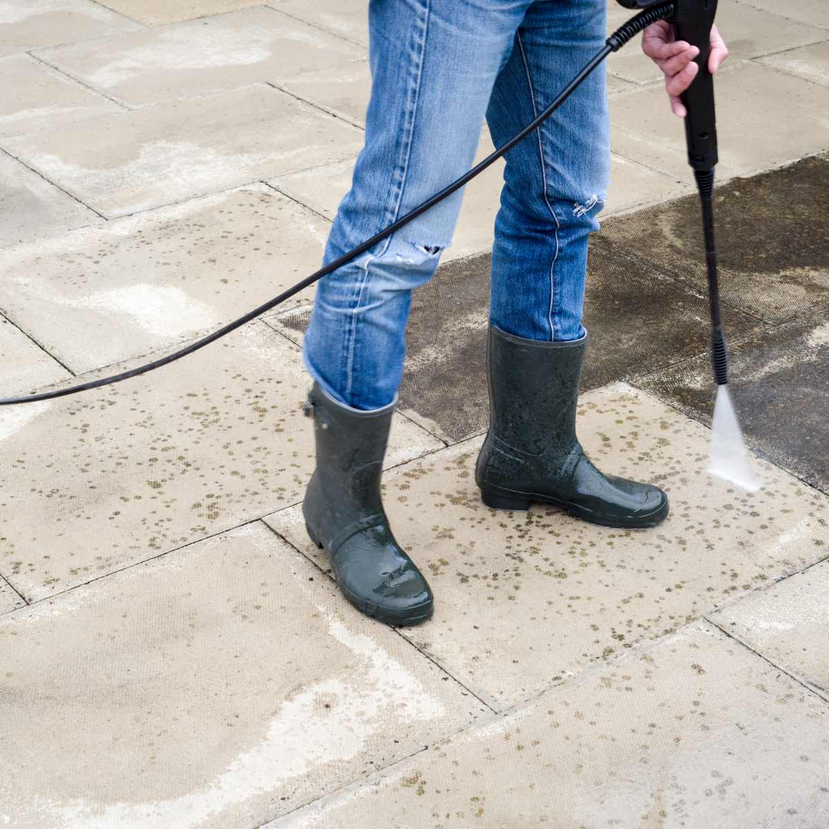 Best Ways to Clean a Patio (Full Guide)